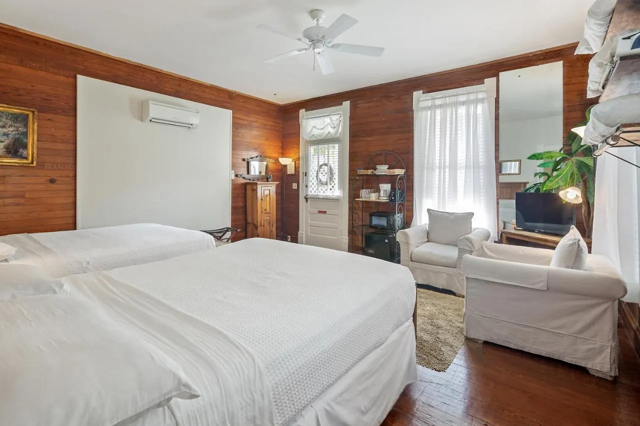 Casa 325 Guesthouse Key West Inn