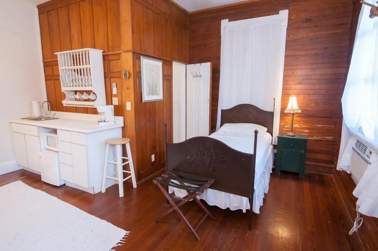 Inn Casa 325 Guesthouse Key West
